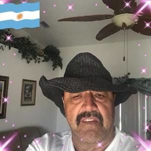 Meet your Posher, Juan